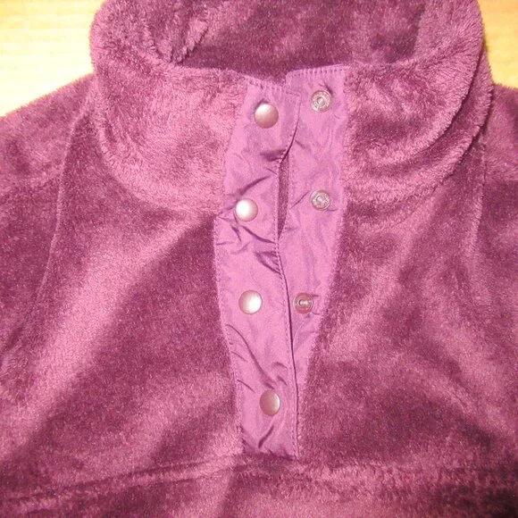 Lands’ End Plush Fleece 1/4 Snap Pullover | Medium Tall (10/12) - Picture 4 of 13